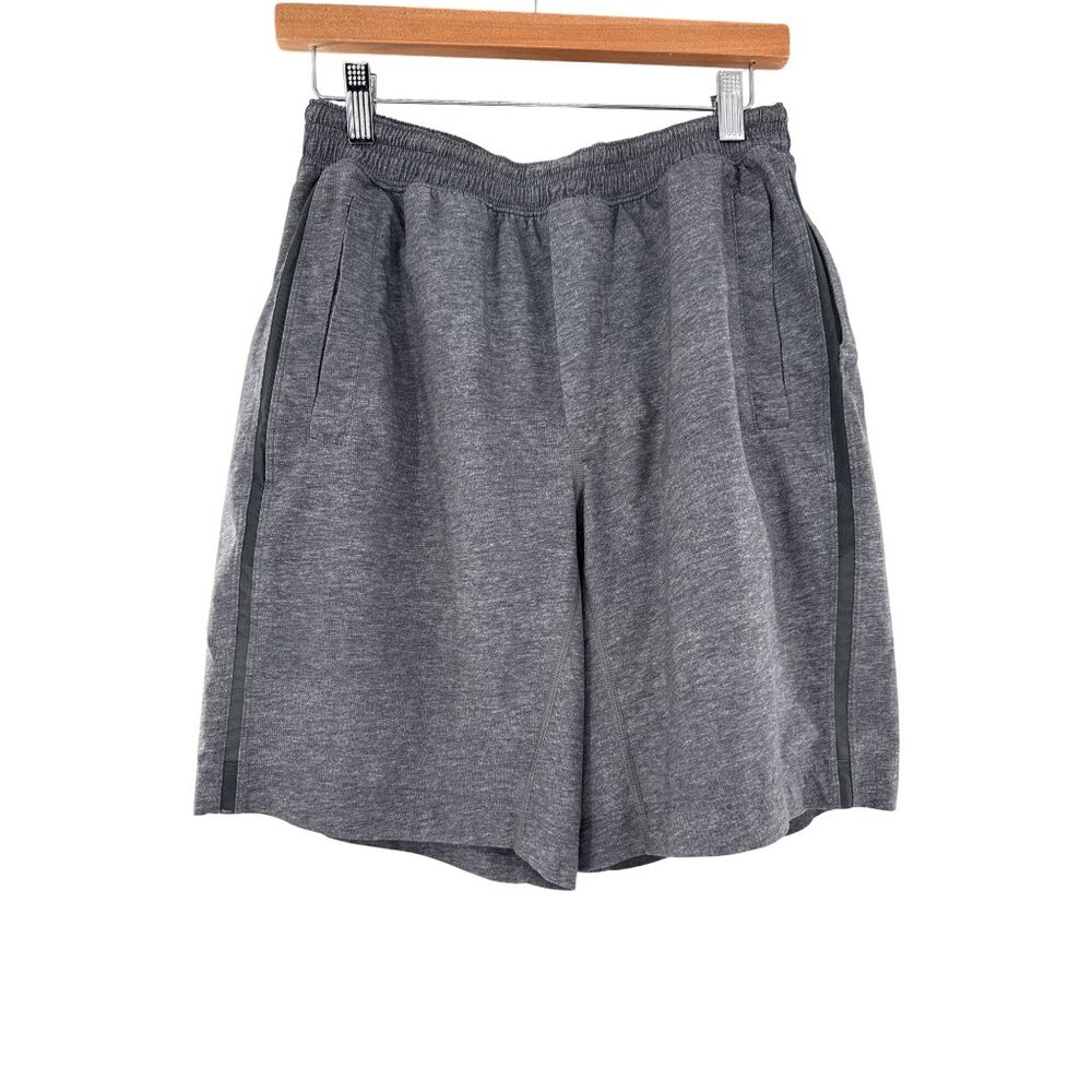 Lululemon Mens‎ Medium Gray Athletic Shorts With Zipper Pockets